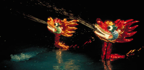 2015GoldenDragonWaterPuppetTheatre_web2